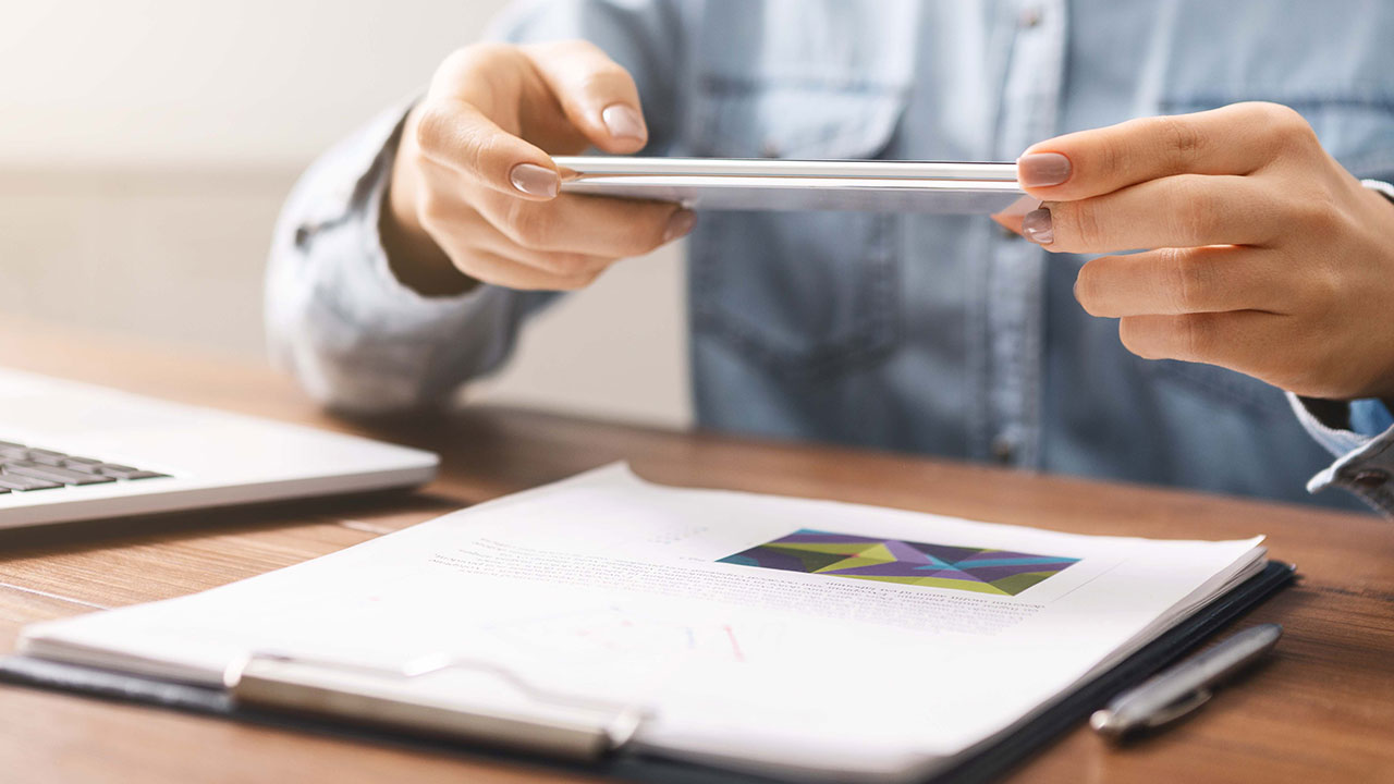 How to Scan Documents with the Microsoft Lens App